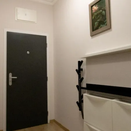 Apartament With Ap. Garden *