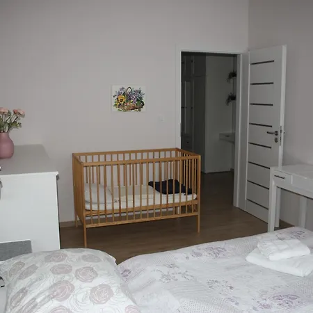 Apartmán With Ap. Garden