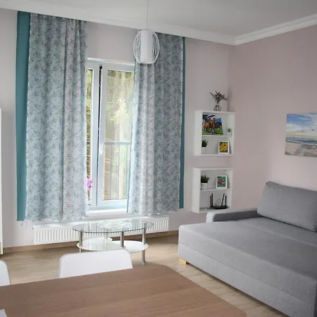 Apartament With Ap. Garden Mariańskie Łaźnie