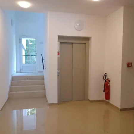 With Ap. Garden Apartment